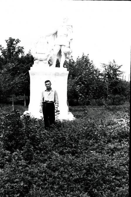 Лиховской. Памятник погибшим бойцам. Фото. Кон. 50-х гг.